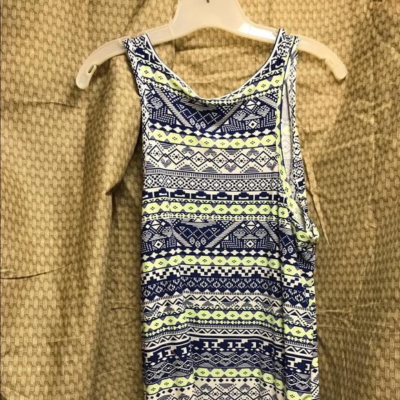 Derek heart plus tank - Picture 3 of 3