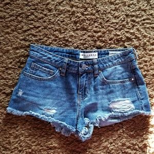 Bullhead low rise shorts