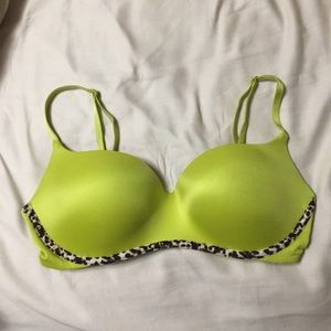 32D balconet Victoria's Secret bra