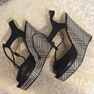 Nine West wedge sandal size 9.5 used Nine West wedge sandal size 9.5 used