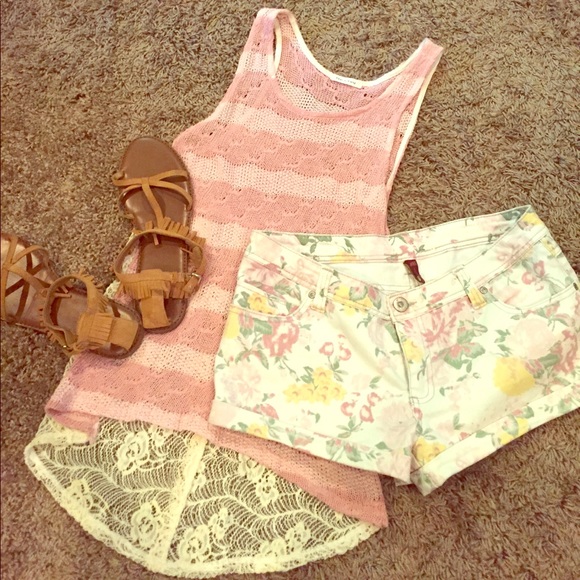 Top - Picture 1 of 3