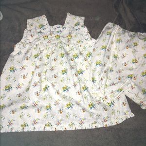 Floral bloomers and top