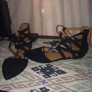 Women's flats (lace up)