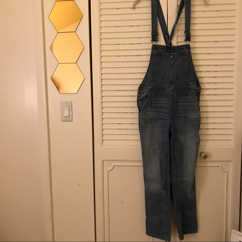 urban outfitters overalls