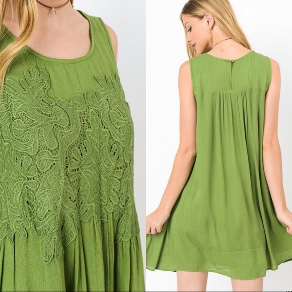 Flare and chic dress - Picture 2 of 3