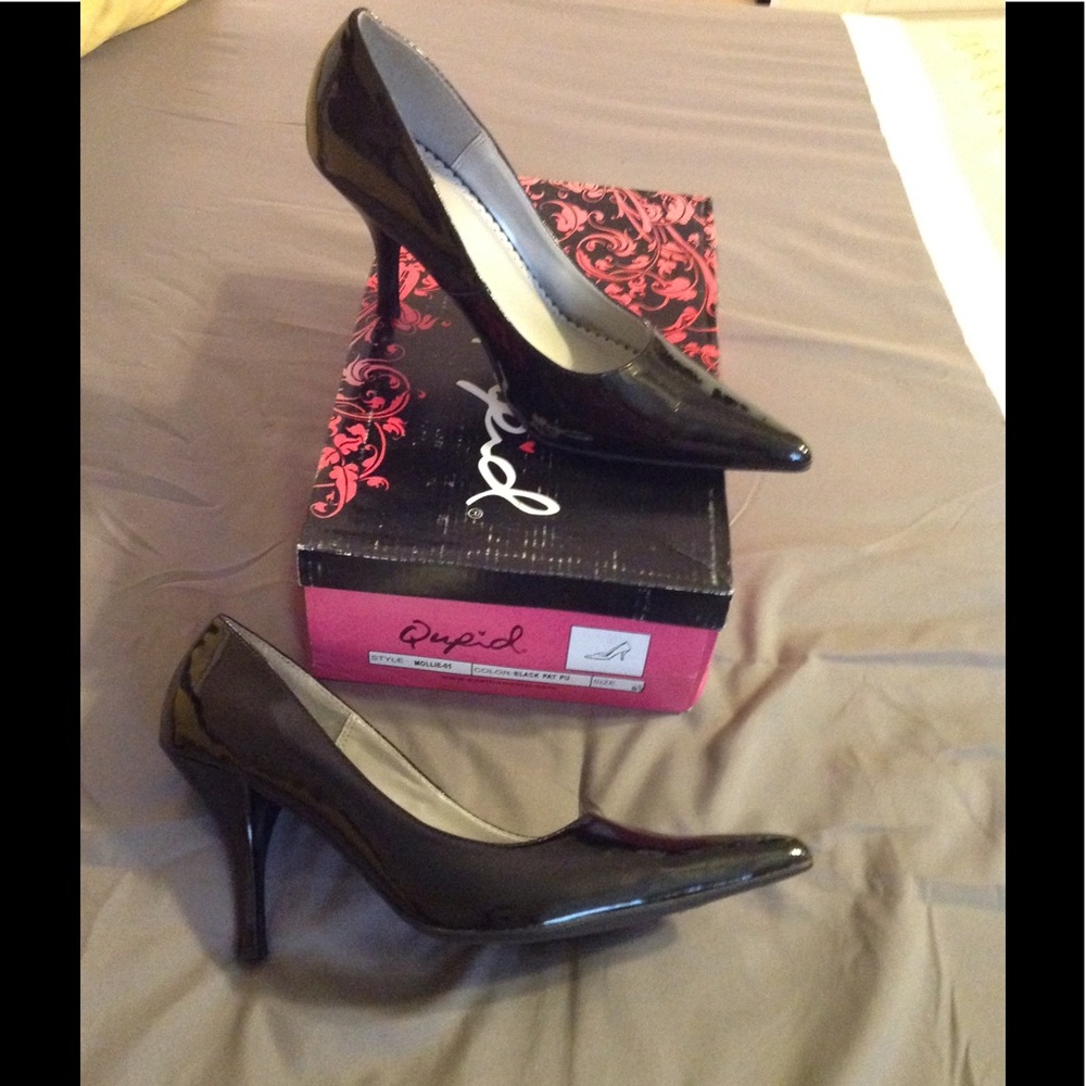Beautiful Pair of Pumps