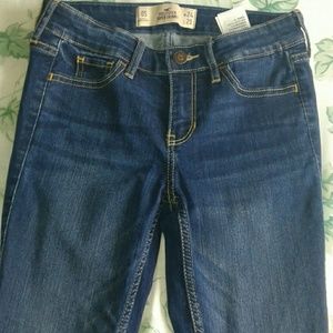 Hollister Super Skinny Jeans