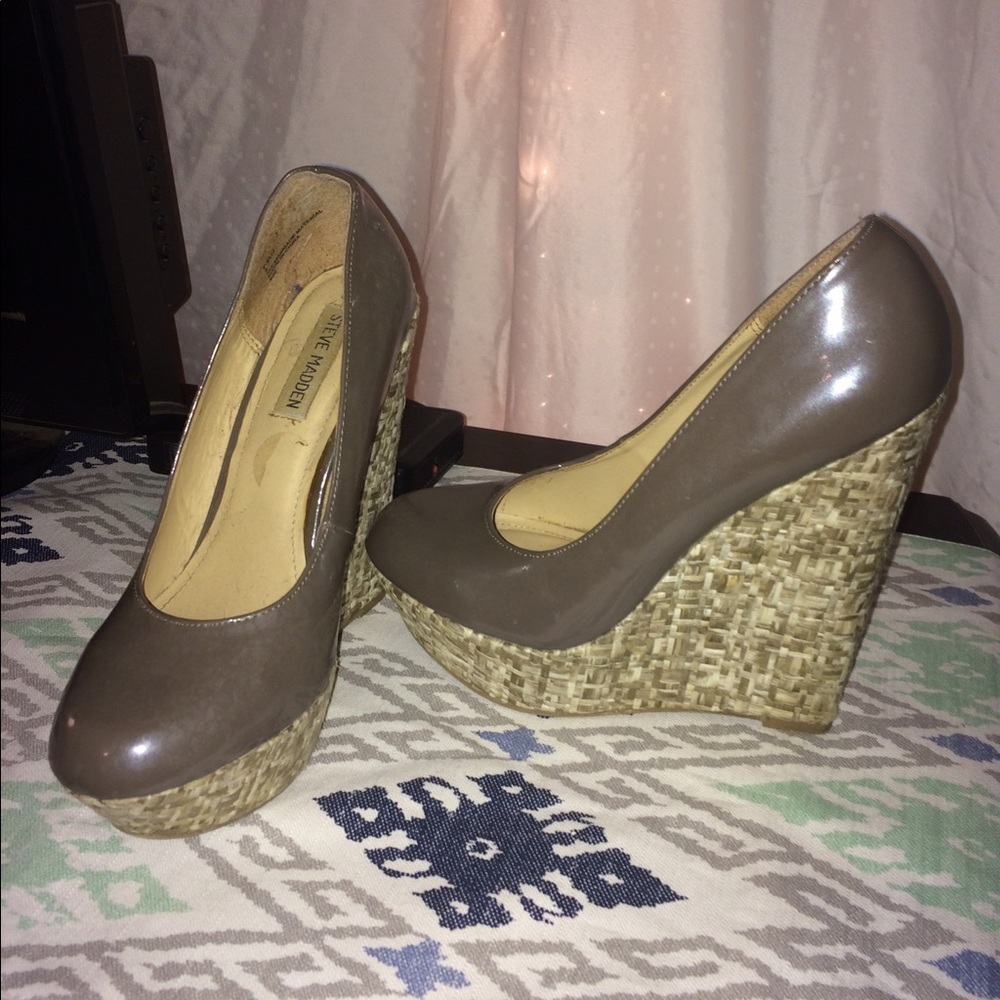 Steve Madden Wedges