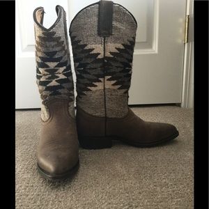 Frye southwestern Billy cowboy boots size 6.5