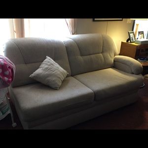 Pull out bed couch