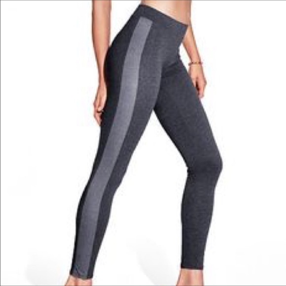 PINK Victoria's Secret Pants - 🎀NICE VICTORIA SECRET PINK LEGGINGS 🎀