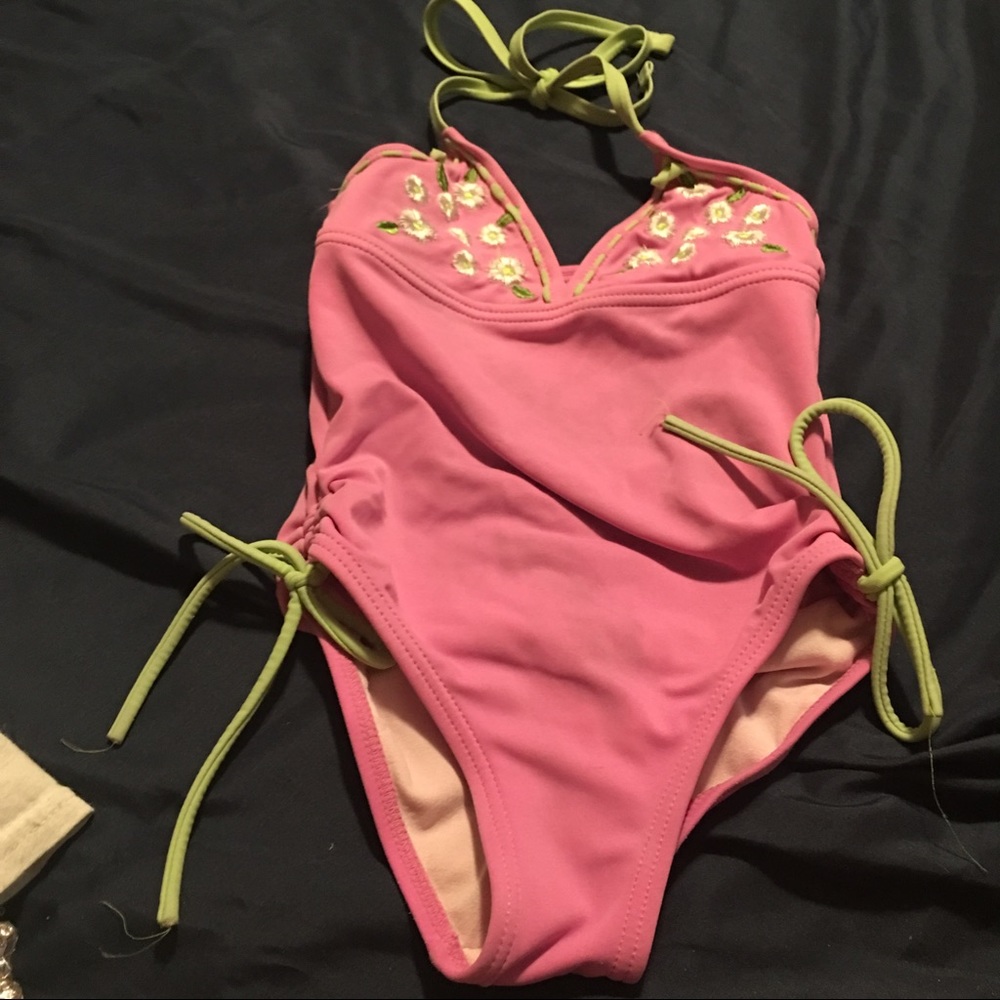 Swim suit