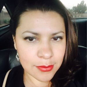 Meet your Posher, Isabel