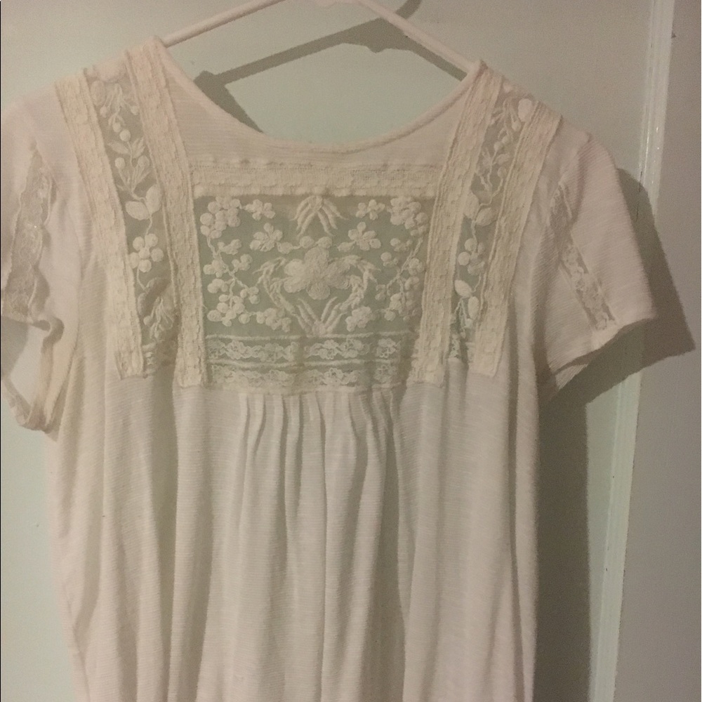 White Lace Short Sleeve Top