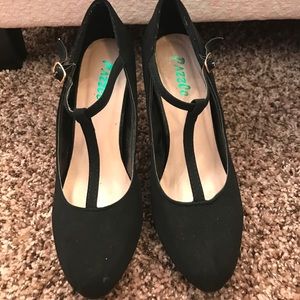 Velvet dancing heels 👯