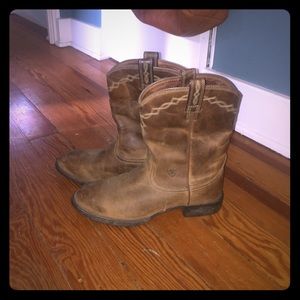 Ariat Cowgirl boots