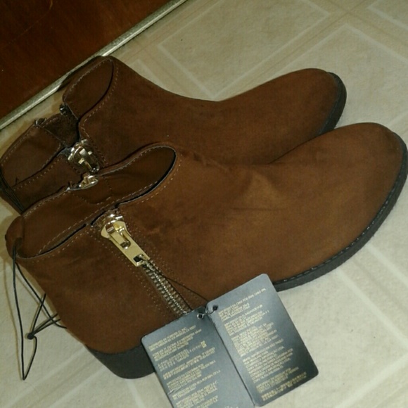 Booties - Picture 1 of 4