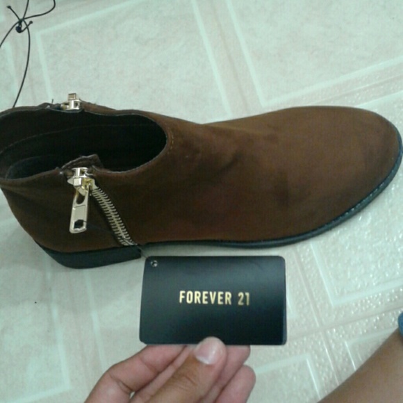 Booties - Picture 4 of 4