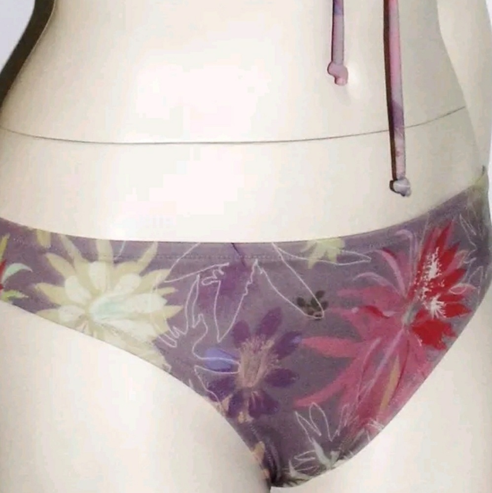 💥NEW💥 Victoria Secret swimsuit - Picture 3 of 3