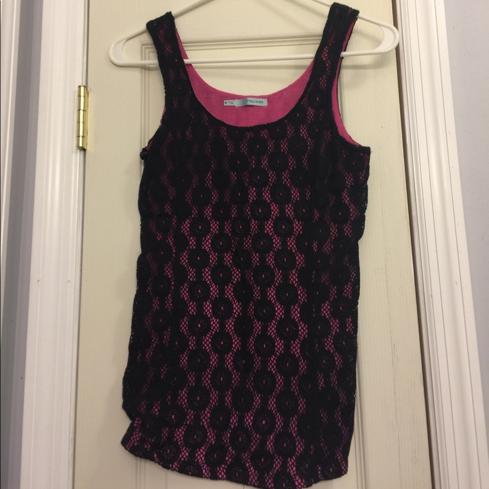 Lace pink and black tank top 🌺
