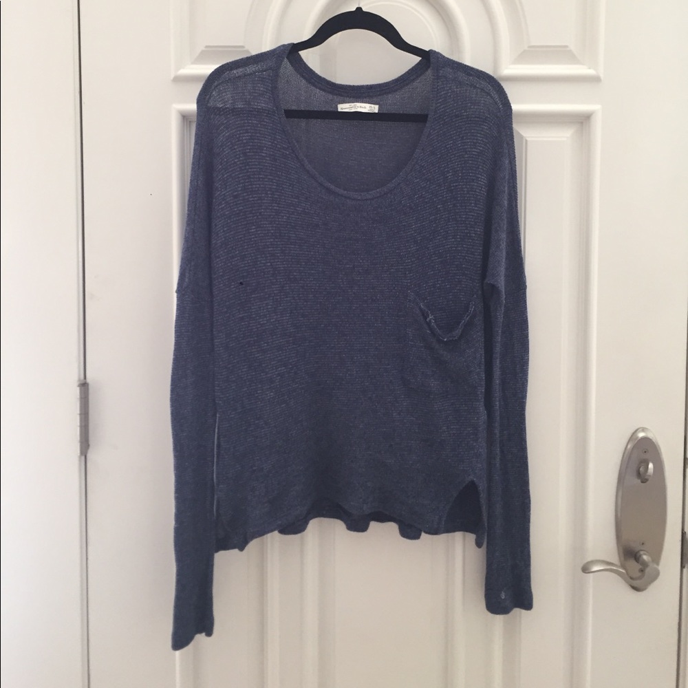 Abercrombie & Fitch navy blue knit top