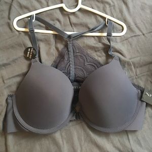 Front closure racerback bra