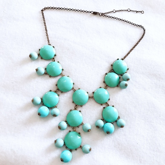 Francesca's Collections Jewelry - Francesca's preppy statement necklace 🐳