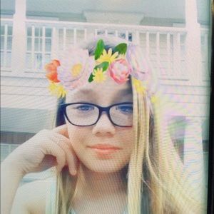 Meet your Posher, Olivia