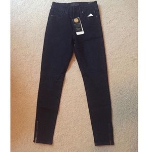 ✨NWT LUCKY BRAND JEANS✨