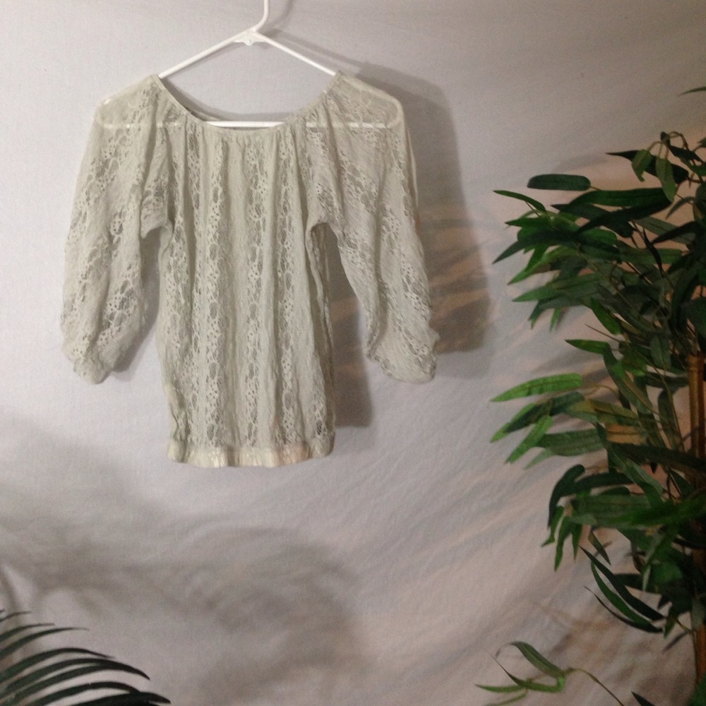 Mesh Elasticised waist and sleeve Top