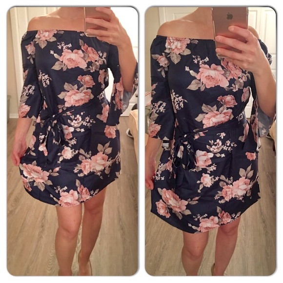 Dresses & Skirts - 🎉HP🎉Navy Floral Bell Sleeve Off Shoulder w Tie