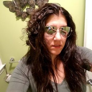 Meet your Posher, Dawn