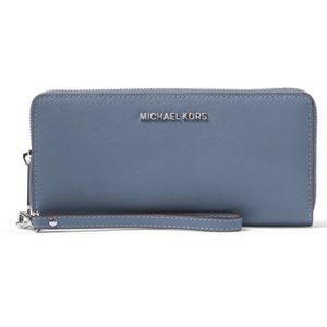 NWT MK Jet Set Travel Wallet