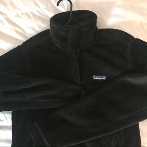 Patagonia pullover - black