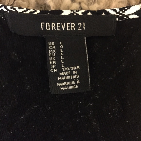 Forever 21 Crop Flow Tank ✨ - Picture 4 of 5