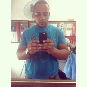 Meet your Posher, Lorenzo