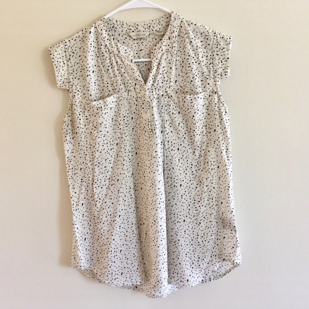 Anthropologie Off White Sleeveless Top