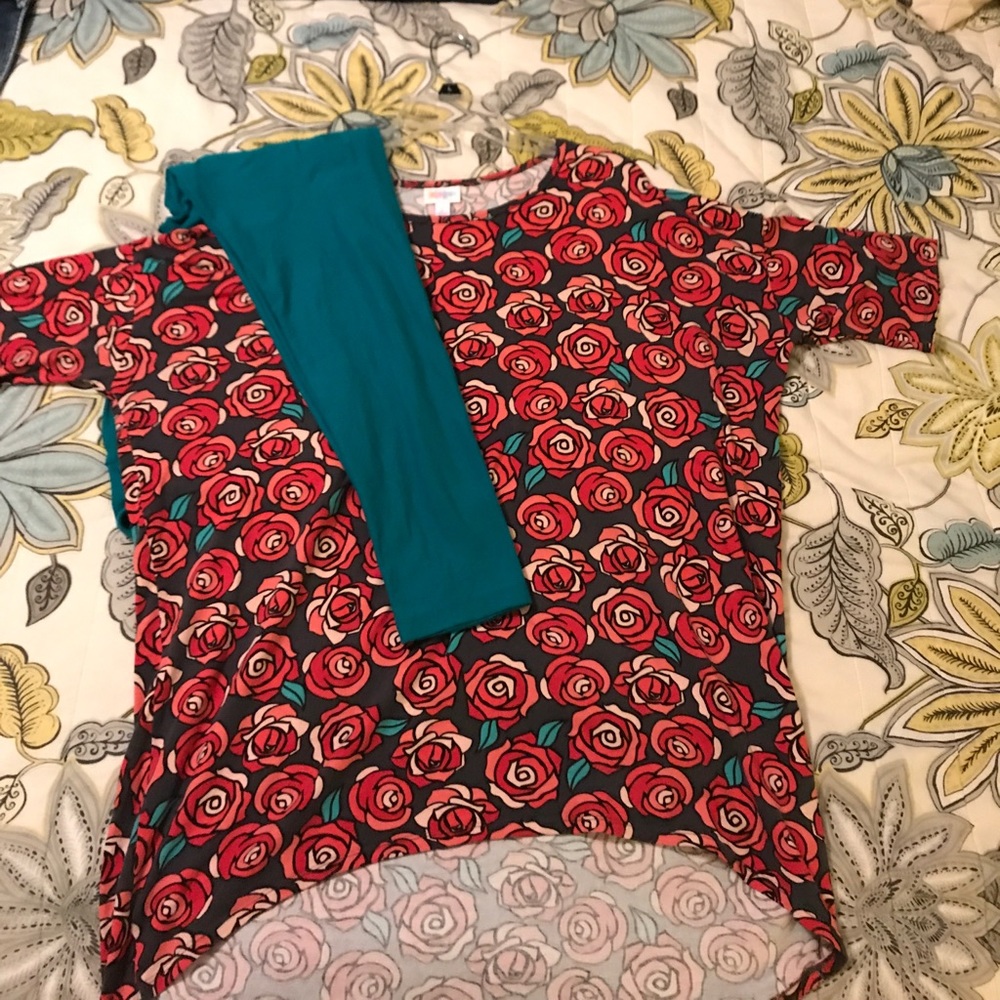 TC LulaRoe Rose Outfit