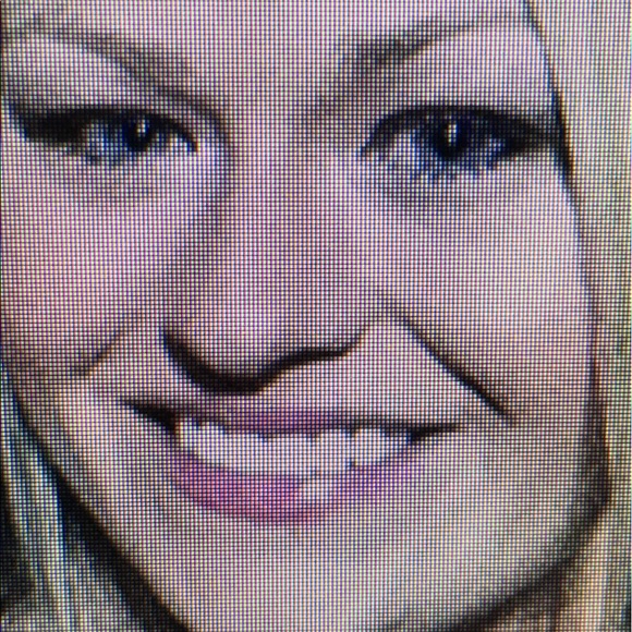 Meet your Posher, Anna - Picture 1 of 1