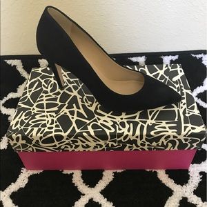Dianne von Furstenberg Annette Pointed Toe