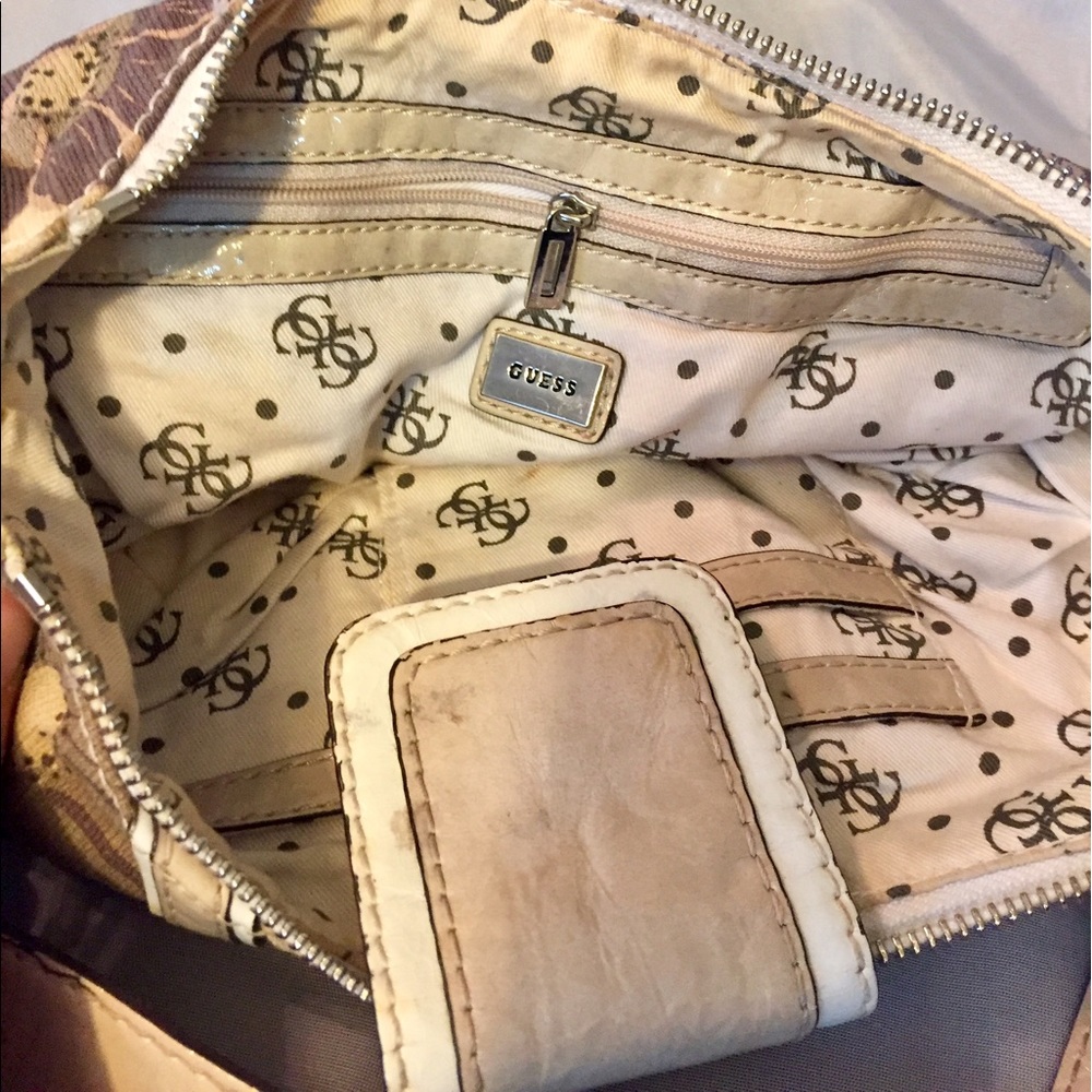 Guess handbag - Picture 6 of 6