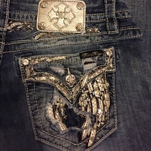 MissMe mid rise, easy boot jeans 33