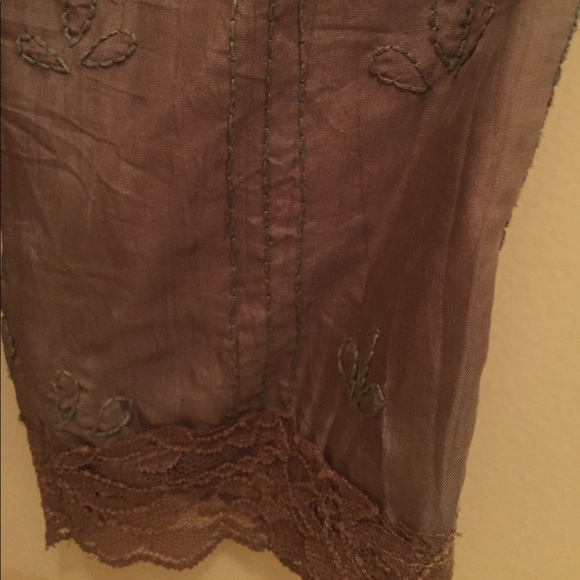 Chan Luu small 100% silk top - Picture 3 of 3