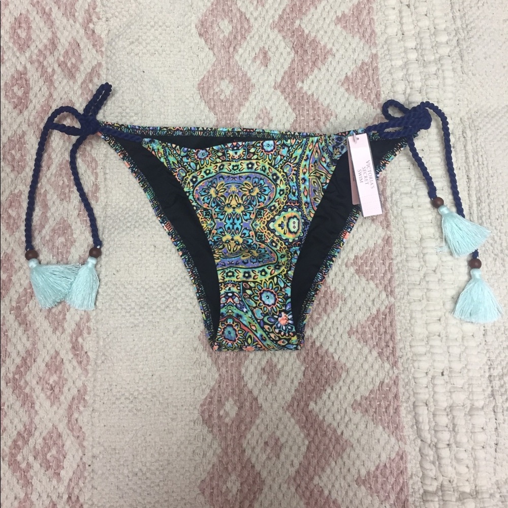 BRAND NEW VICTORIA SECRET SWIM BOTTOMS
