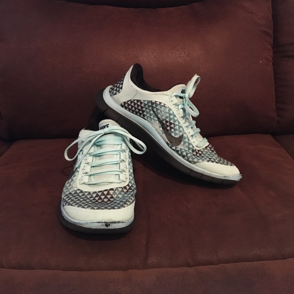 Nike Free 3.0 Tennis Shoes