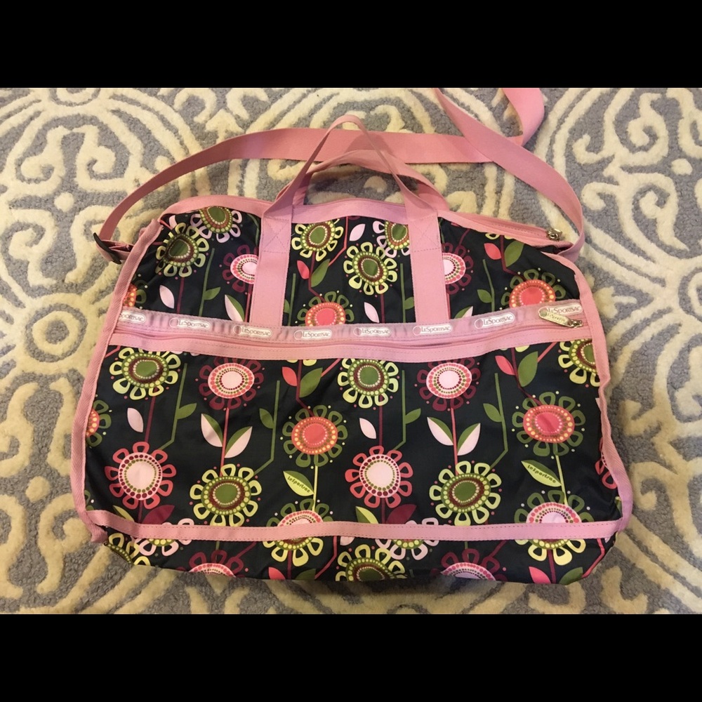 New LeSportsac overnight bag