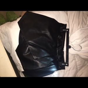 Leather skirt