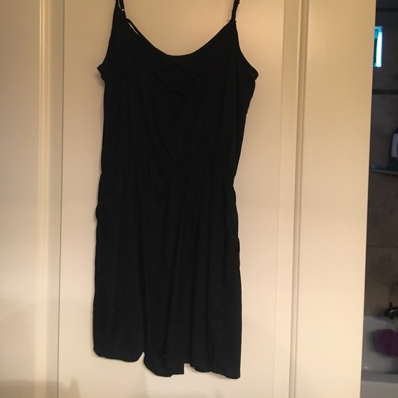 ROMPER - Picture 2 of 3