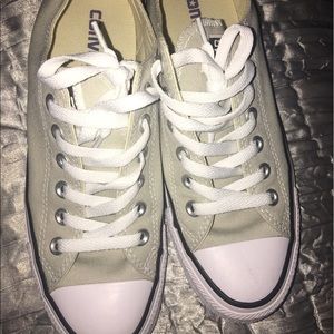 Low top converse