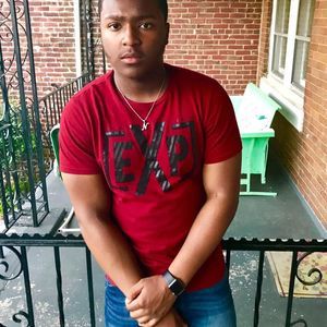 Meet your Posher, Nicholas